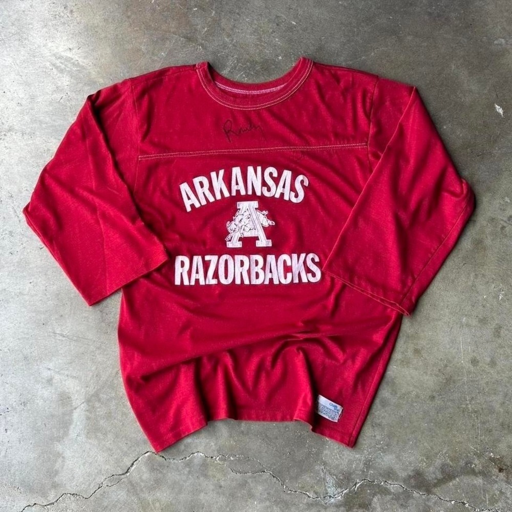 Vintage 80s chalk line 3/4 long sleeve Arkansas razorback t shirt